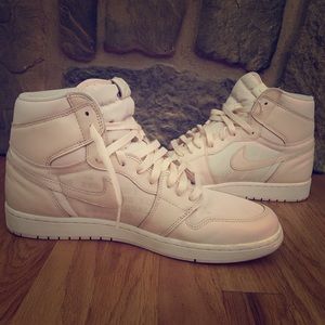 Air Jordan 1 Retro High OG “Guava Ice”